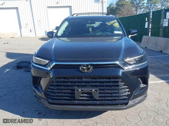 2024 Toyota Grand Highlander XLE with VIN 5TDAAAB57RS069794, listed as a IAAI auction lot 41826955 with 1,780 mi miles. Bid and sale history available at carsss.com. Image 13.