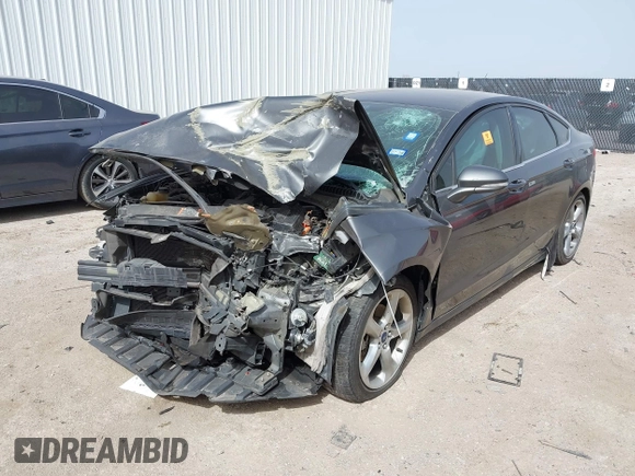 2015 Ford Fusion SE with VIN 3FA6P0H7XFR233678, listed as a IAAI auction lot 41743085 with 1 mi miles. Bid and sale history available at carsss.com. Image 17.