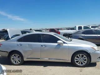 2010 Lexus ES 350 with VIN JTHBK1EG2A2390747, listed as a IAAI auction lot 41866188 with 185,123 mi miles. Bid and sale history available at carsss.com. Image 13.