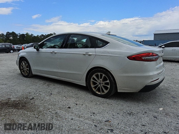 2019 Ford Fusion SE with VIN 3FA6P0HD4KR145810, listed as a Copart auction lot 45312765 with 137,414 mi miles and Clean Title. Bid and sale history available at DreamBid. Image 2.