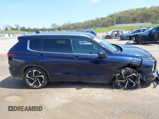 2024 Mitsubishi Outlander SEL z VIN JA4J4WA84RZ072693, wystawiony jako IAAI lot #41930650 z przebiegiem 1 253 mil mil oraz . Historia ofert i sprzedaży dostępna na DreamBid. Obrazek 12.