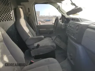 2012 Ford Econoline Cargo Super Duty Commercial z VIN 1FTSS3EL4CDB08755, wystawiony jako Copart lot #84272844 z przebiegiem Nie podano mil oraz Szkoda całkowita • Salvage title. Historia ofert i sprzedaży dostępna na DreamBid. Obrazek 11.