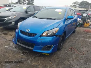 2010 Toyota Matrix z VIN 2T1KU4EE2AC333025, wystawiony jako IAAI lot #41957278 z przebiegiem 143 204 mil mil oraz . Historia ofert i sprzedaży dostępna na DreamBid. Obrazek 2.