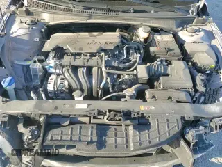 2025 Hyundai Elantra SE with VIN KMHLL4DG6SU855926, listed as a Copart auction lot 66953345 with 3,339 mi miles and Salvage title. Bid and sale history available at DreamBid. Image 14.