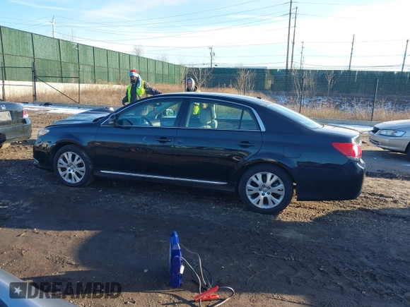 2011 Toyota Avalon with VIN 4T1BK3DB2BU432080, listed as a IAAI auction lot 41558444 with 91,565 mi miles and . Bid and sale history available at DreamBid. Image 14.
