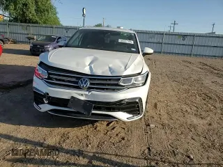 2024 Volkswagen Tiguan SEL R-Line с VIN 3VV4B7AX3RM141897, выставлен на аукционе Copart как лот 52227155 с пробегом 12 988 миль миль и Списание • Salvage title. История ставок и продаж доступна на DreamBid. Изображение 12.