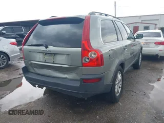 2006 Volvo XC90 2.5L Turbo with VIN YV4CY592761247037, listed as a IAAI auction lot 41888830 with 211,082 mi miles. Bid and sale history available at carsss.com. Image 4.