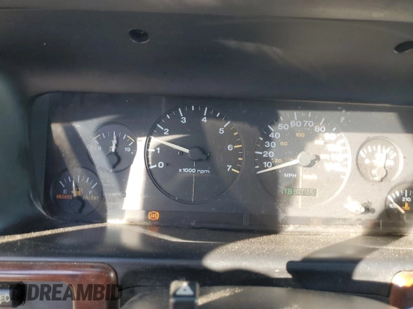 1997 Jeep Grand Cherokee Limited with VIN 1J4GZ78Y4VC568288, listed as a Copart auction lot 88265025 with 185,015 mi miles and Salvage Title. Bid and sale history available at carsss.com. Image 9.