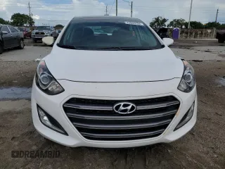 2016 Hyundai Elantra GT with VIN KMHD35LH5GU270492, listed as a Copart auction lot 72853724 with 30,977 mi miles and Salvage Title. Bid and sale history available at carsss.com. Image 5.
