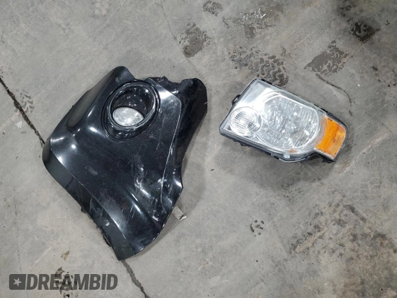 2012 Ford Escape XLT z VIN 1FMCU9D74CKB91598, wystawiony jako Copart lot #51667805 z przebiegiem 182 152 mil mil oraz Szkoda całkowita • Salvage title. Historia ofert i sprzedaży dostępna na DreamBid. Obrazek 14.