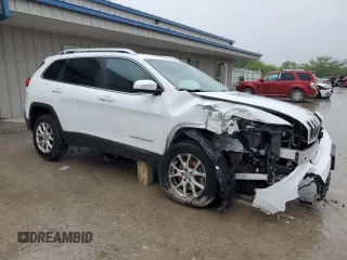 2015 Jeep Cherokee Latitude z VIN 1C4PJMCS3FW625935, wystawiony jako Copart lot #57577905 z przebiegiem 149 317 mil mil oraz Nie do naprawy • Non repairable. Historia ofert i sprzedaży dostępna na DreamBid. Obrazek 4.