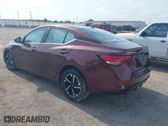 2024 Nissan Sentra SV with VIN 3N1AB8CV5RY272781, listed as a IAAI auction lot 42531441 with 18,971 mi miles and . Bid and sale history available at DreamBid. Image 3.