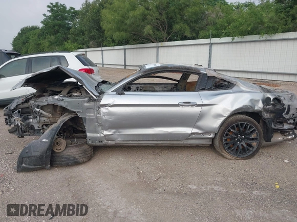 2020 Ford Mustang GT with VIN 1FA6P8CF8L5174979, listed as a IAAI auction lot 41798920 with 59,558 mi miles and . Bid and sale history available at DreamBid. Image 14.