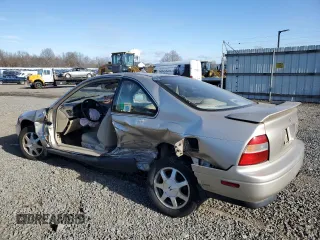 1994 Honda Accord EX w/Leather with VIN 1HGCD7268RA049886, listed as a Copart auction lot 82809354 with 172,356 mi miles and Salvage Title. Bid and sale history available at carsss.com. Image 2.