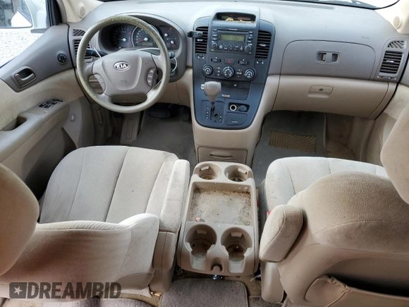 2006 Kia Sedona LX with VIN KNDMB233X66070866, listed as a Copart auction lot 71335794 with 242,416 mi miles and Salvage Title. Bid and sale history available at carsss.com. Image 8.