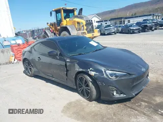 2015 Scion FR-S z VIN JF1ZNAA17F9707886, wystawiony jako IAAI lot #42049553 z przebiegiem 100 273 mil mil oraz . Historia ofert i sprzedaży dostępna na DreamBid. Obrazek 1.