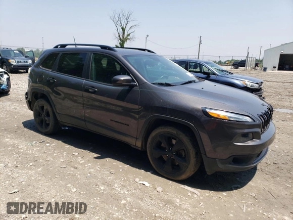 2018 Jeep Cherokee Latitude with VIN 1C4PJLCB0JD542364, listed as a Copart auction lot 59281985 with 129,154 mi miles and Salvage title. Bid and sale history available at DreamBid. Image 4.