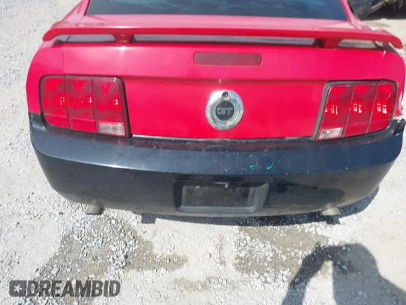 2006 Ford Mustang GT Deluxe with VIN 1ZVFT82H865265969, listed as a IAAI auction lot 42090770 with 237,231 mi miles. Bid and sale history available at carsss.com. Image 16.