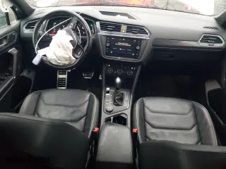 2020 Volkswagen Tiguan SEL Premium R-Line with VIN 3VV4B7AX4LM157226, listed as a Copart auction lot 80672224 with 44,007 mi miles and Salvage Title. Bid and sale history available at carsss.com. Image 8.