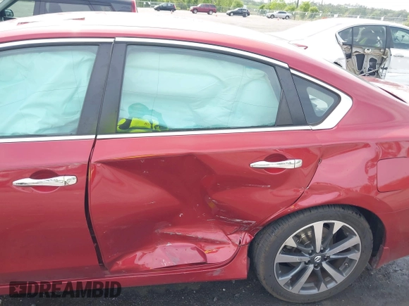 2016 Nissan Altima SL with VIN 1N4AL3AP1GC264898, listed as a IAAI auction lot 42093306 with 115,429 mi miles and . Bid and sale history available at carsss.com. Image 6.