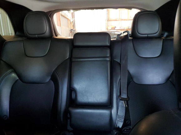 2019 Jeep Cherokee Latitude Plus with VIN 1C4PJLLB9KD247457, listed as a Copart auction lot 59538825 with 91,801 mi miles and Salvage title. Bid and sale history available at DreamBid. Image 10.