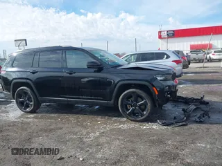2022 Jeep Grand Cherokee Limited with VIN 1C4RJJBG0N8548996, listed as a IAAI auction lot 41320396 with 70,243 mi miles and . Bid and sale history available at DreamBid. Image 13.
