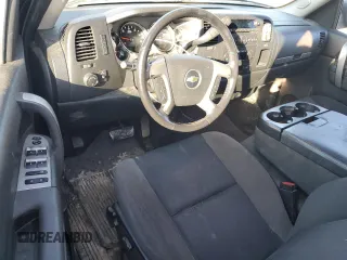 2010 Chevrolet Silverado 1500 LT with VIN 1GCSKSE32AZ287985, listed as a Copart auction lot 50831705 with 276,968 mi miles and Clean Title. Bid and sale history available at carsss.com. Image 8.