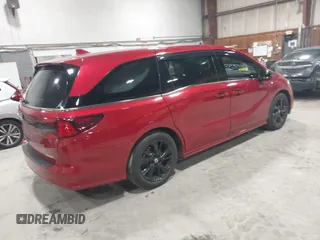 2023 Honda Odyssey Sport z VIN 5FNRL6H75PB054893, wystawiony jako IAAI lot #41984321 z przebiegiem 17 383 mil mil oraz . Historia ofert i sprzedaży dostępna na DreamBid. Obrazek 4.