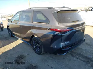 2025 Toyota Sienna XSE z VIN 5TDDSKFC7SS158263, wystawiony jako IAAI lot #41454280 z przebiegiem 8 408 mil mil oraz . Historia ofert i sprzedaży dostępna na DreamBid. Obrazek 3.