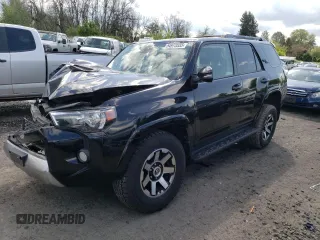 2020 Toyota 4Runner SR5 with VIN JTEBU5JR7L5773767, listed as a Copart auction lot 54973555 with 90,610 mi miles and Salvage title. Bid and sale history available at DreamBid. Image 1.
