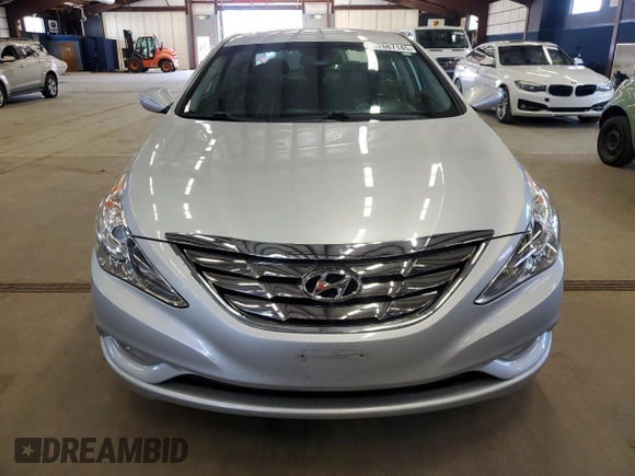 2012 Hyundai Sonata Limited with VIN 5NPEC4ABXCH442232, listed as a Copart auction lot 52667145 with 78,213 mi miles and Clean Title. Bid and sale history available at DreamBid. Image 5.