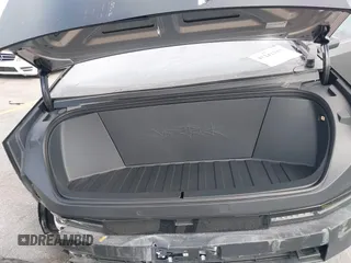 2024 Tesla Cybertruck z VIN 7G2CEHED5RA042424, wystawiony jako IAAI lot #41242343 z przebiegiem 1 222 mil mil oraz . Historia ofert i sprzedaży dostępna na DreamBid. Obrazek 10.