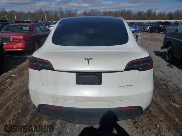 2022 Tesla Model Y Long Range with VIN 7SAYGDEE6NF454386, listed as a Copart auction lot 43506955 with 45,911 mi miles and Salvage Title. Bid and sale history available at DreamBid. Image 6.