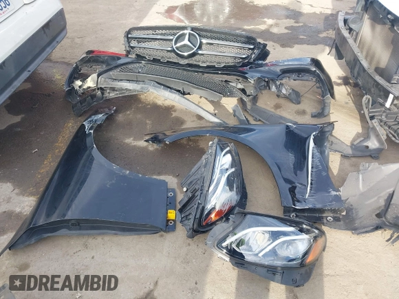 2020 Mercedes-Benz E 350 с VIN W1KZF8DB7LA832522, выставлен на аукционе IAAI как лот 41912241 с пробегом 31 203 миль миль и . История ставок и продаж доступна на DreamBid. Изображение 12.