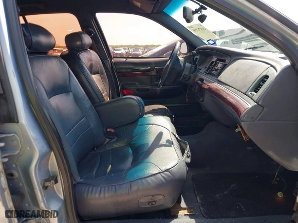2001 Mercury Grand Marquis LS with VIN 2MEFM75W71X689024, listed as a IAAI auction lot 41876599 with 192,590 mi miles. Bid and sale history available at carsss.com. Image 5.