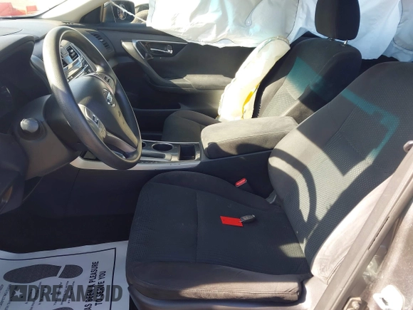 2014 Nissan Altima SL with VIN 1N4AL3APXEN375273, listed as a IAAI auction lot 40807224 with 180,525 mi miles and . Bid and sale history available at DreamBid. Image 5.