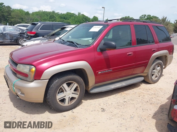 2004 Chevrolet TrailBlazer LS with VIN 1GNDT13S042190606, listed as a IAAI auction lot 42165900 with 298,141 mi miles. Bid and sale history available at carsss.com. Image 2.