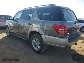 2004 Toyota Sequoia SR5 with VIN 5TDZT34A94S237866, listed as a Copart auction lot 52786305 with 184,678 mi miles and Salvage Title. Bid and sale history available at carsss.com. Image 2.