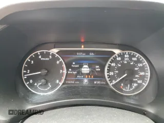 2020 Nissan Sentra SR with VIN 3N1AB8DV0LY237605, listed as a Copart auction lot 49116005 with 110,256 mi miles and Salvage Title. Bid and sale history available at DreamBid. Image 9.