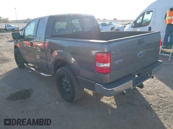 2005 Ford F-150 STX with VIN 1FTRX12W15KD34012, listed as a IAAI auction lot 41095300 with 178,984 mi miles. Bid and sale history available at carsss.com. Image 3.