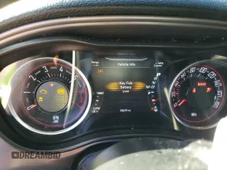 2023 Dodge Challenger R/T Scat Pack Widebody z VIN 2C3CDZFJXPH528189, wystawiony jako Copart lot #87296994 z przebiegiem 53 679 mil mil oraz Szkoda całkowita • Salvage title. Historia ofert i sprzedaży dostępna na DreamBid. Obrazek 9.