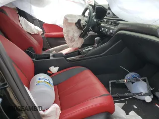 2024 Acura Integra w/A-Spec Package z VIN 19UDE4H37RA008212, wystawiony jako Copart lot #54535745 z przebiegiem 10 414 mil mil oraz Szkody całkowita. Historia ofert i sprzedaży dostępna na DreamBid. Obrazek 7.