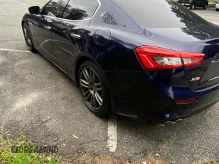 2018 Maserati Ghibli S Q4 GranLusso with VIN ZAM57YTL2J1270859, listed as a Copart auction lot 43597825 with 34,164 mi miles and Salvage Title. Bid and sale history available at carsss.com. Image 3.