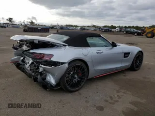 2021 Mercedes-Benz AMG GT z VIN W1KYK8CA0MA041962, wystawiony jako Copart lot #82825233 z przebiegiem 17 481 mil mil oraz . Historia ofert i sprzedaży dostępna na DreamBid. Obrazek 3.