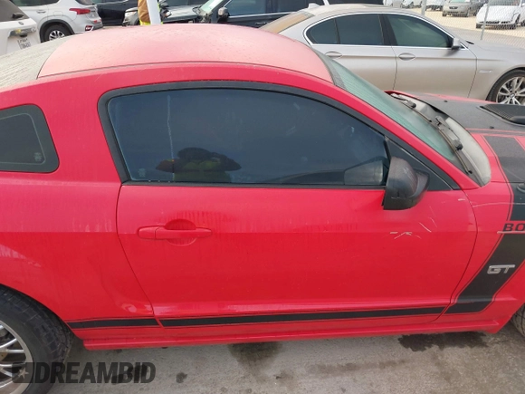 2007 Ford Mustang GT Deluxe with VIN 1ZVFT82H875267643, listed as a IAAI auction lot 41725156 with 98,844 mi miles and . Bid and sale history available at carsss.com. Image 13.