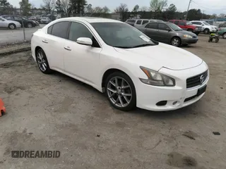 2011 Nissan Maxima SV z VIN 1N4AA5AP6BC831813, wystawiony jako IAAI lot #41914036 z przebiegiem 179 964 mil mil oraz . Historia ofert i sprzedaży dostępna na DreamBid. Obrazek 1.