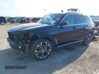 2021 BMW X5 sDrive40i with VIN 5UXCR4C03M9F14207, listed as a IAAI auction lot 41286501 with 41,679 mi miles and . Bid and sale history available at DreamBid. Image 2.