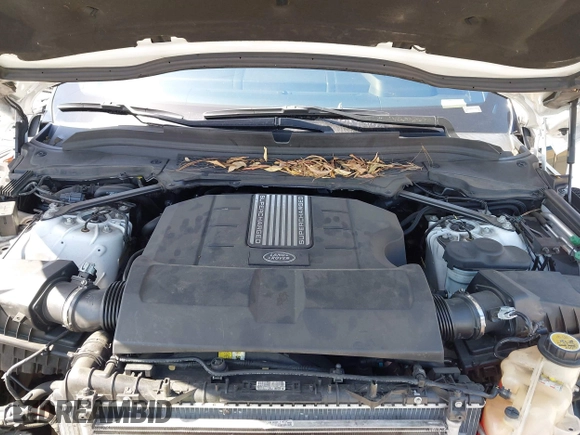 2016 Land Rover Range Rover with VIN SALGV3EF1GA289868, listed as a IAAI auction lot 42008075 with 79,472 mi miles and . Bid and sale history available at DreamBid. Image 10.