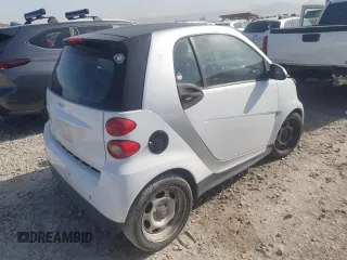 2013 Smart fortwo Pure with VIN WMEEJ3BA6DK685336, listed as a Copart auction lot 52545885 with Not provided miles and Salvage title. Bid and sale history available at DreamBid. Image 3.