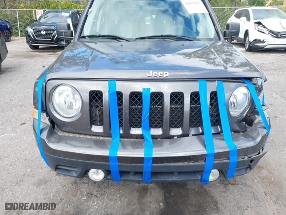2015 Jeep Patriot Sport with VIN 1C4NJPBB5FD348985, listed as a IAAI auction lot 41035027 with 146,903 mi miles. Bid and sale history available at carsss.com. Image 6.